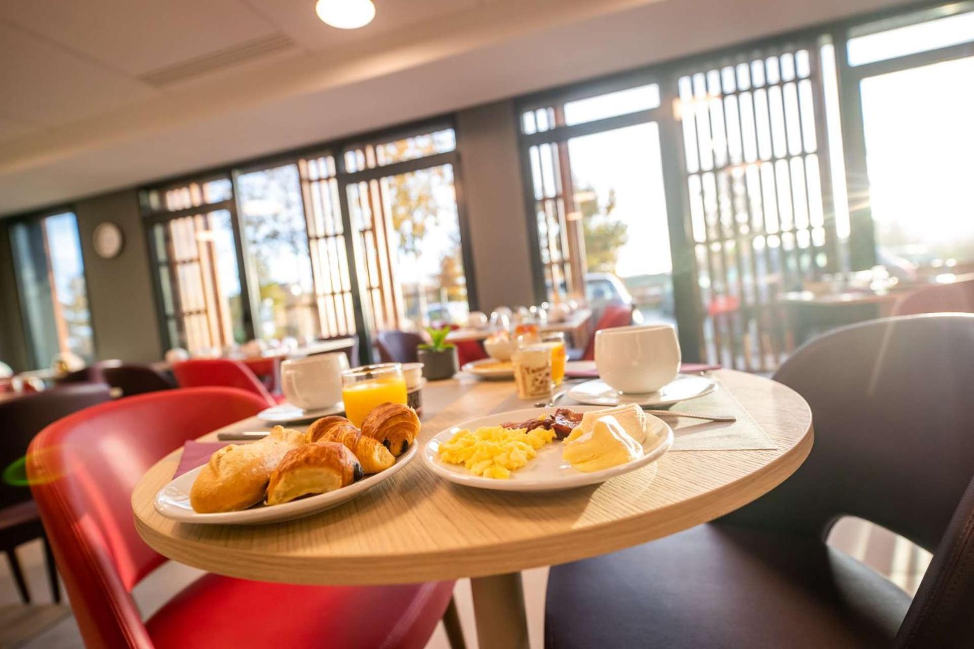 Brit Hotel Eden Spa Honfleur Eksteriør billede