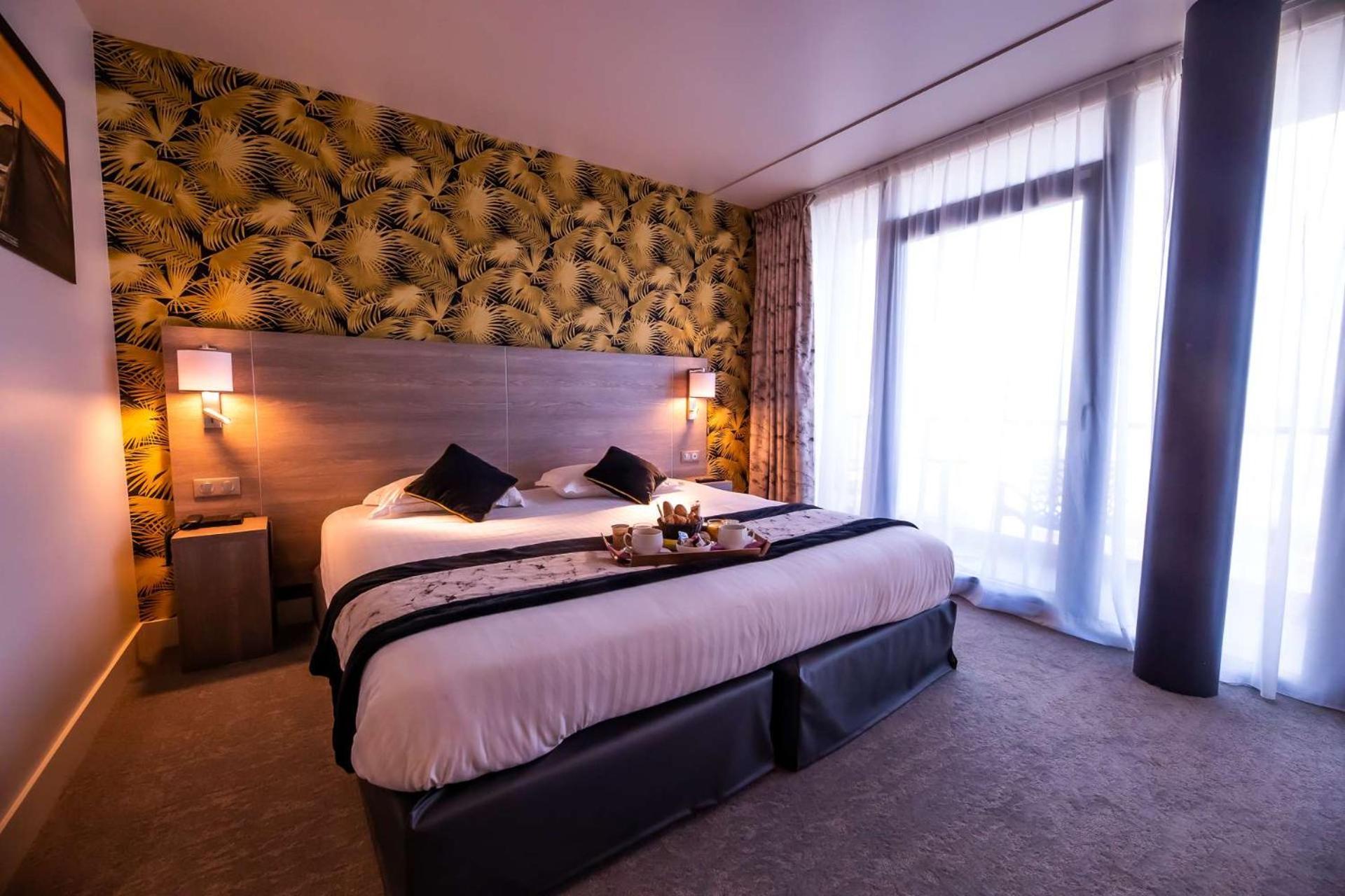Brit Hotel Eden Spa Honfleur Eksteriør billede