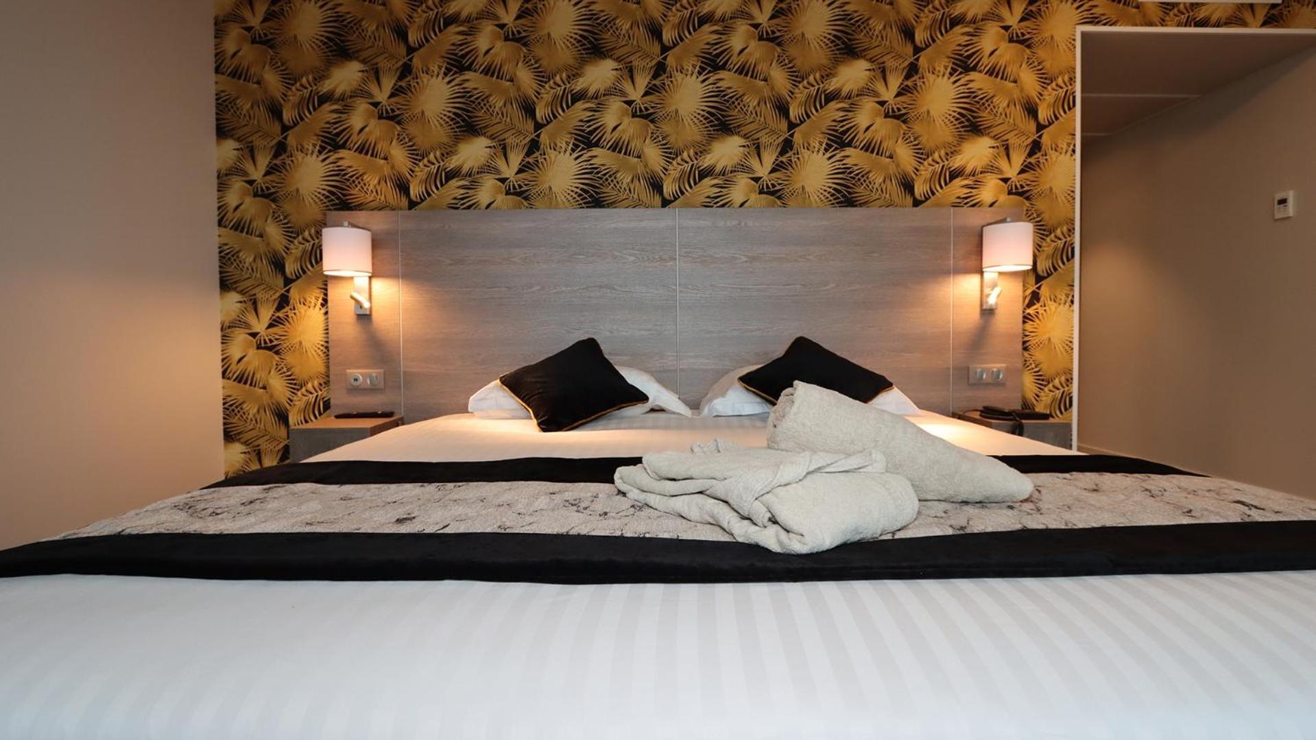 Brit Hotel Eden Spa Honfleur Eksteriør billede